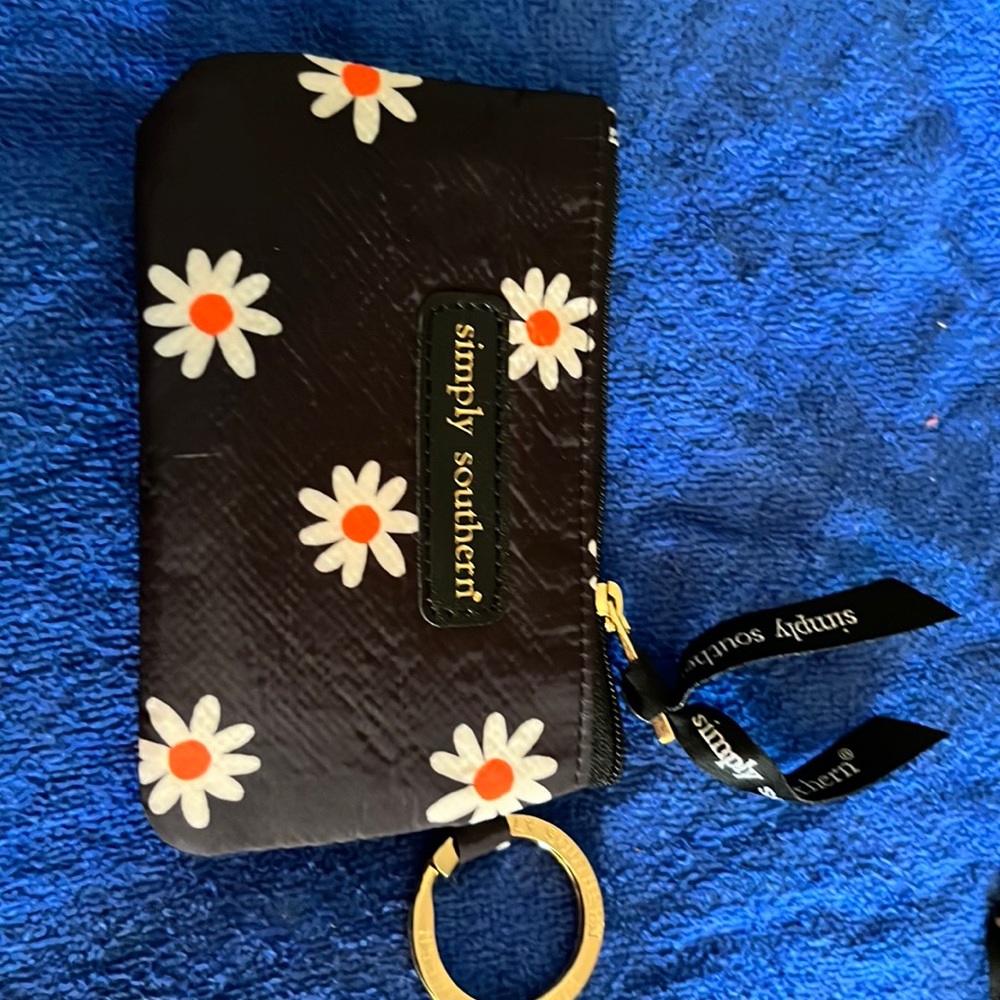 Simply Southern ID wallet key chain Daisy